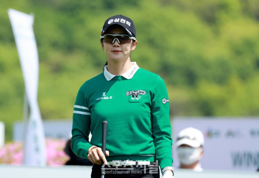 [SJ골프] 타겟방향 바라보는 이세희,KLPGA '제1회 DB 위민스 챔피언십'1번홀