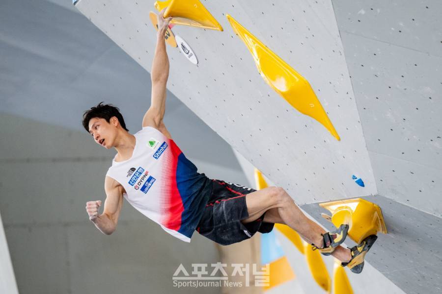 대한산악연맹, 이도현 2026 커차오 볼더 은메달 쾌거